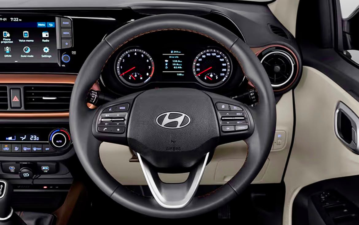 Hyundai Aura image 2
