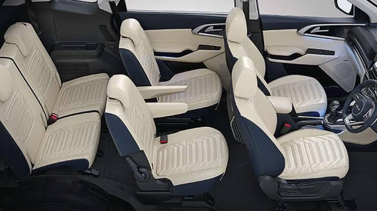Kia Carens image 7
