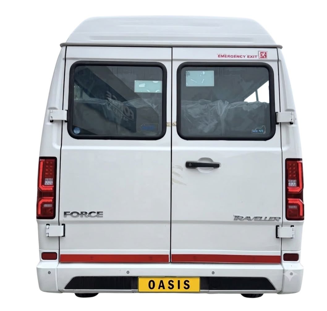 Tempo Traveller image 4